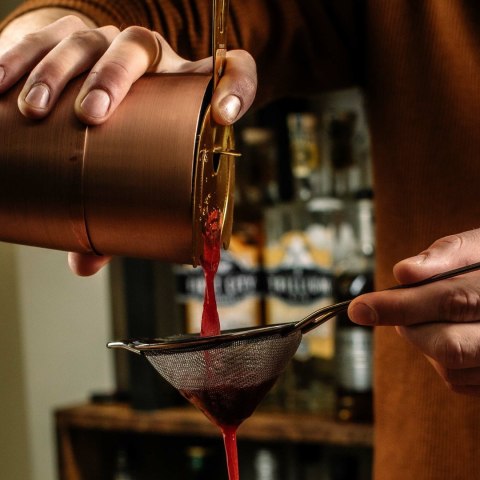 Miarka barmańska Bell z prostą krawędzią, antyczna miedź, BarFly, 25/50ml Miarka barmańska Bell z prostą krawędzią, antyczna miedź, BarFly, 25/50ml