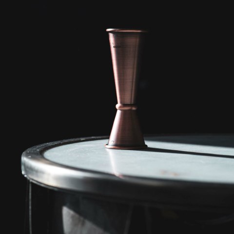 Miarka barmańska Bell z prostą krawędzią, antyczna miedź, BarFly, 25/50ml Miarka barmańska Bell z prostą krawędzią, antyczna miedź, BarFly, 25/50ml