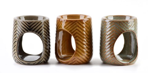 Kominek na olejek zapachowy 5,8x6xh7,7cm Kominek na olejek zapachowy 5,8x6xh7,7cm